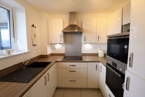 Kitchen- click for photo gallery